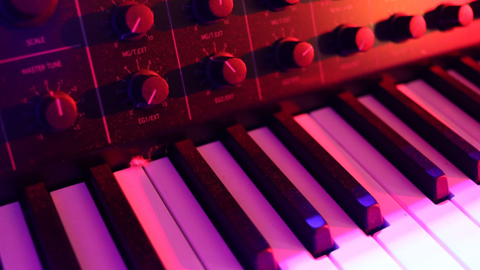 1600x900 Essential Synth Pop Albums
