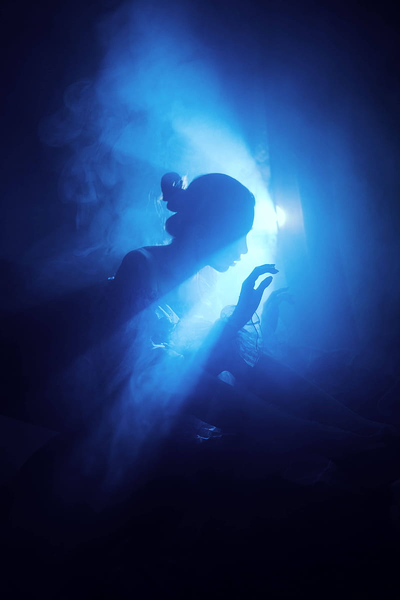 800x1200 Mysterious Dark Blue Aesthetic Girl, HD phone wallpaper