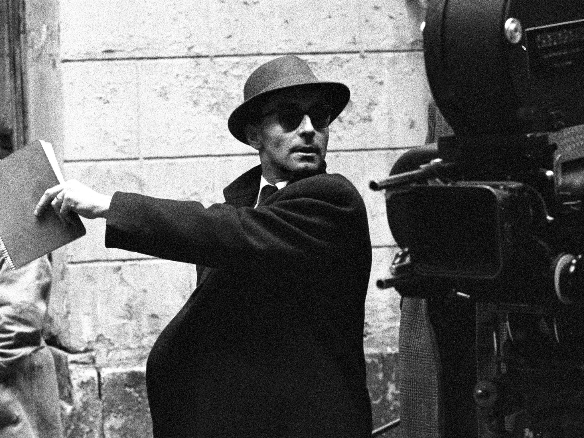 2048x1536 Jean Luc Godard: The New Wave Director Who Always Put Cinema First