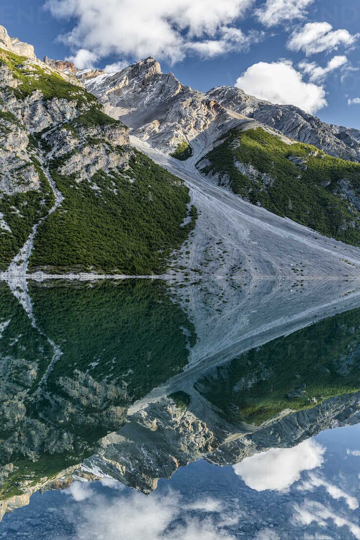 738x1106 Italy, Lombardy, Lago di Livigno