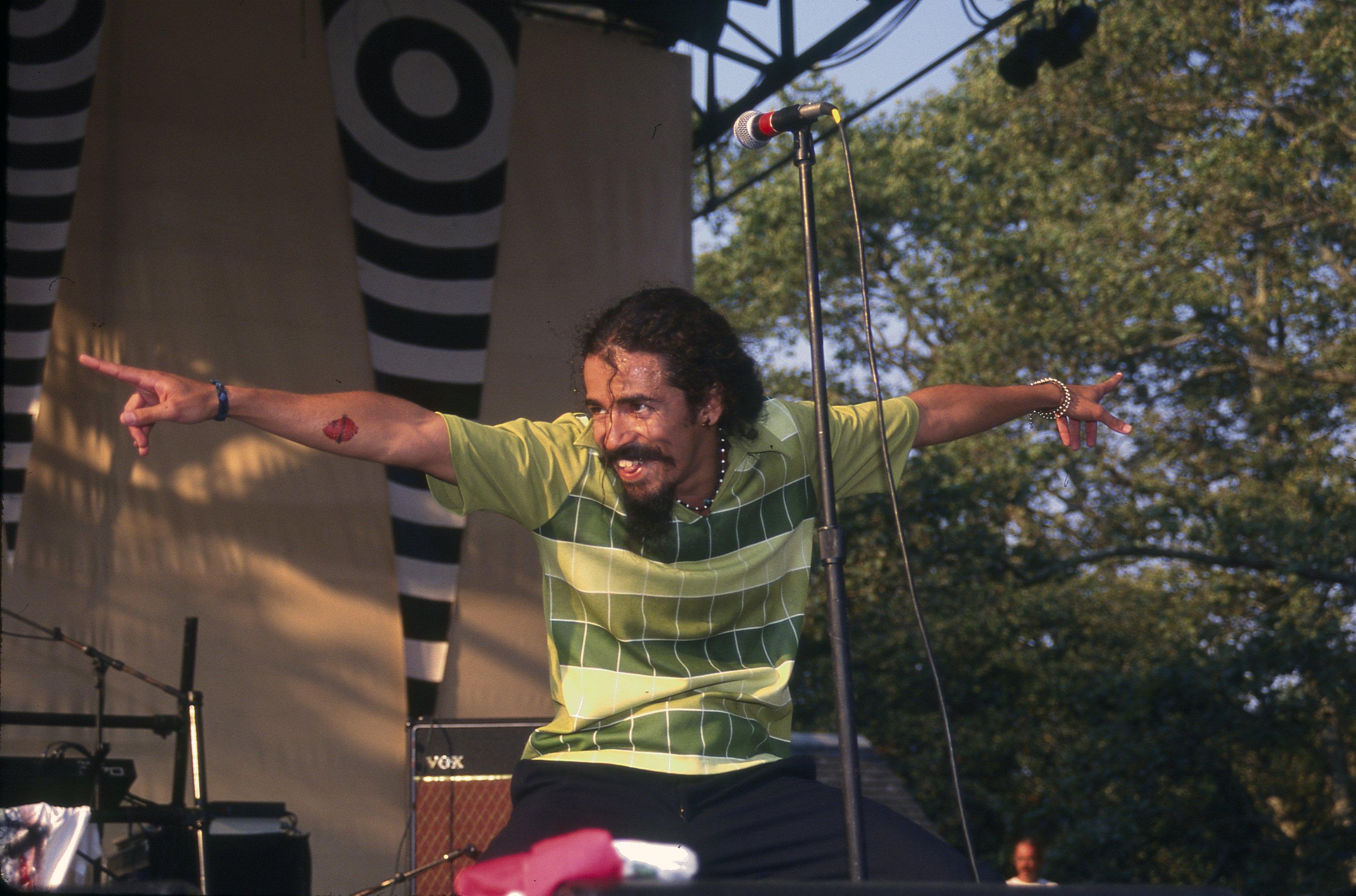 3000x1983 Revisiting 'Re': How Café Tacvba's 1994 Masterpiece Changed Mexican Music Forever