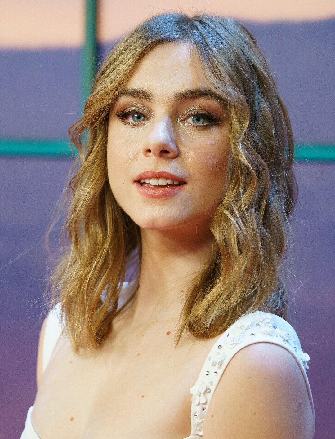 1080x1416 Clara Galle