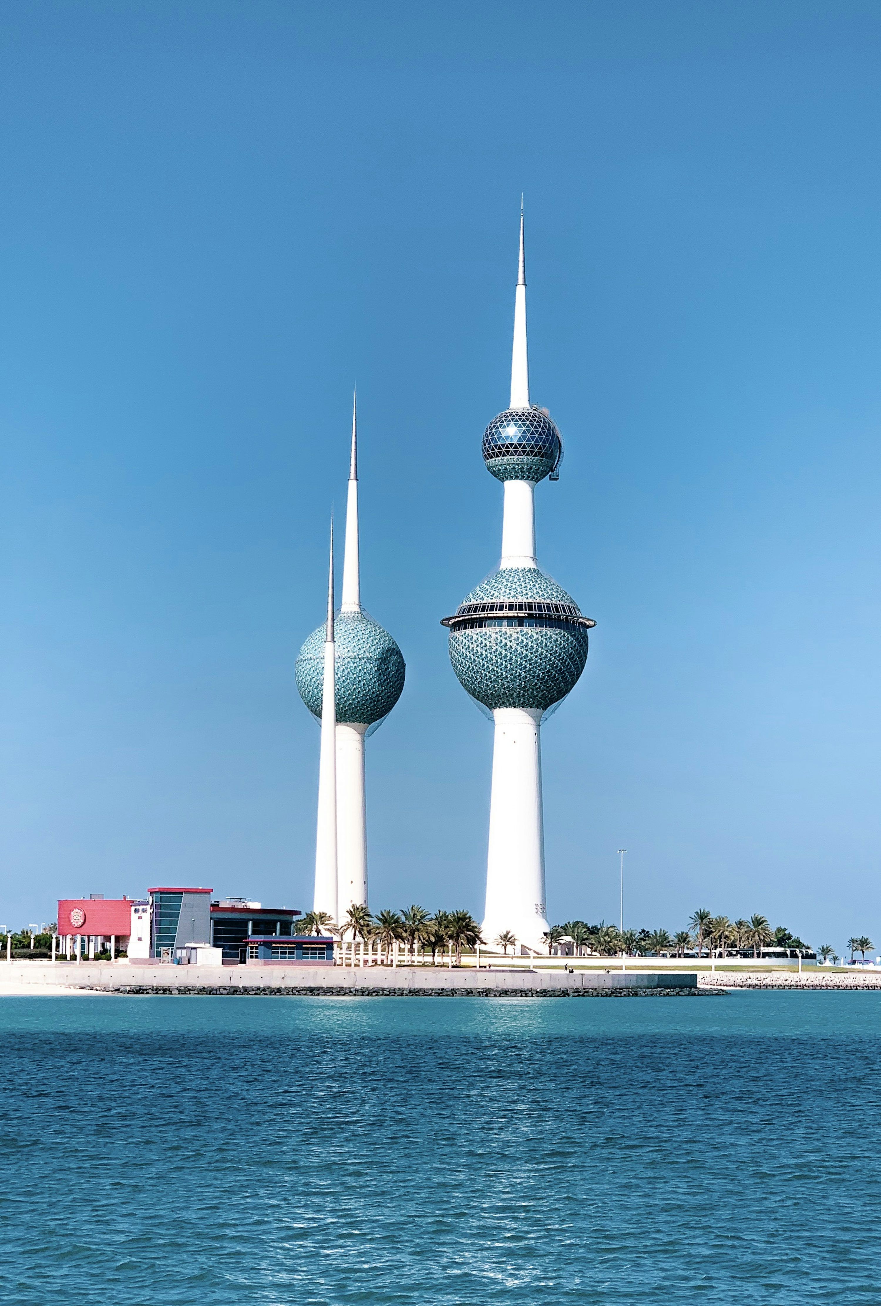 3000x4447 Kuwait City Picture [Stunning!]. Download Free Image