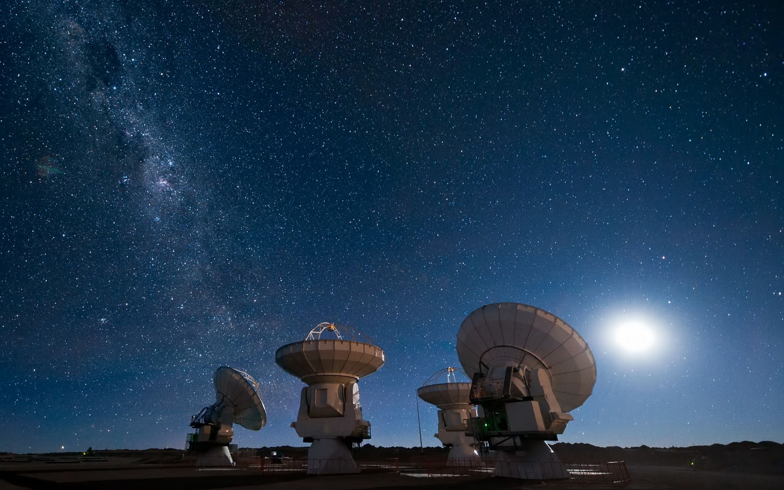 2560x1600 4K Ultra HD Sci Fi UFO Radar Encounter Wallpaper