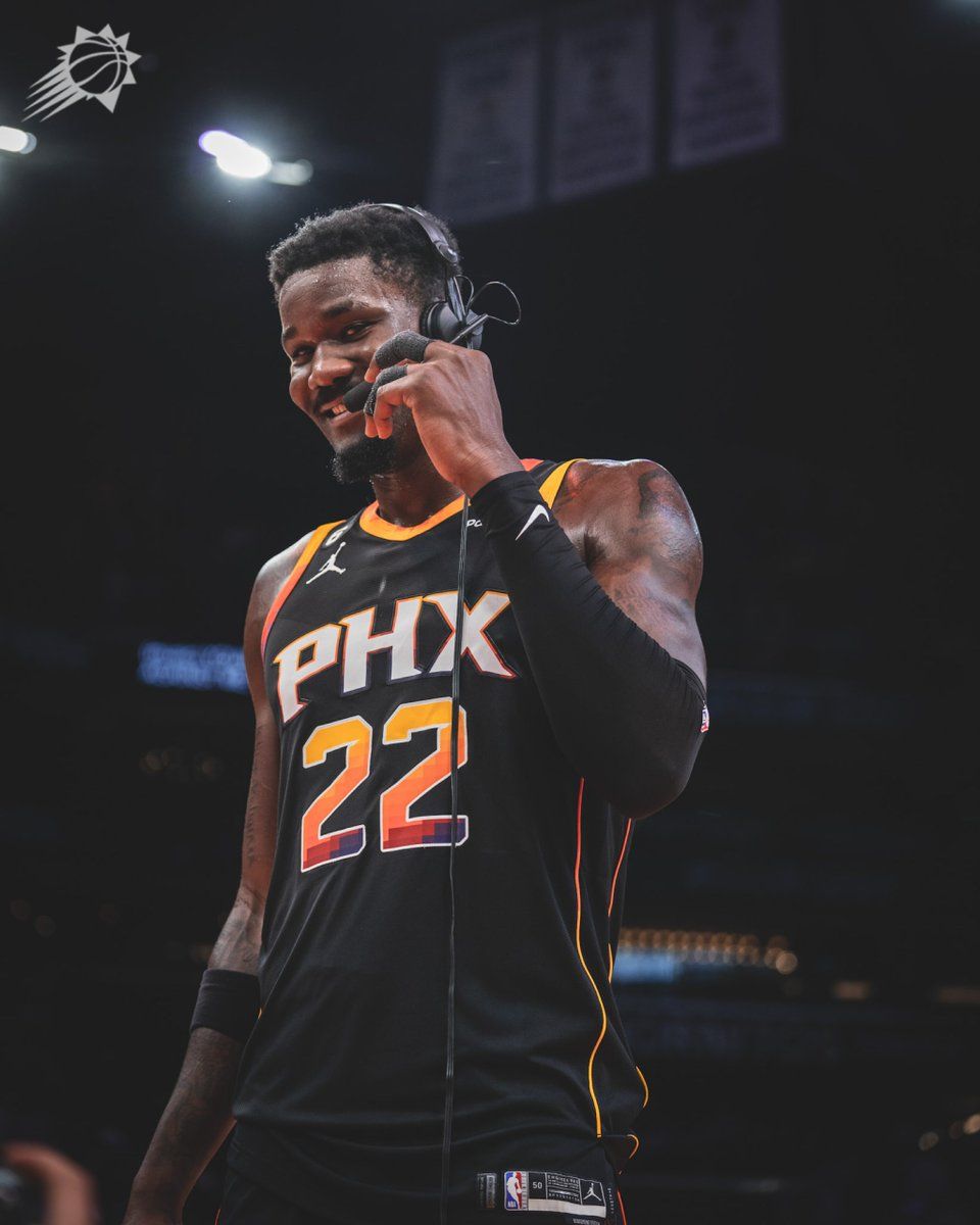 960x1200 DeandreAyton with 28 points tonight!