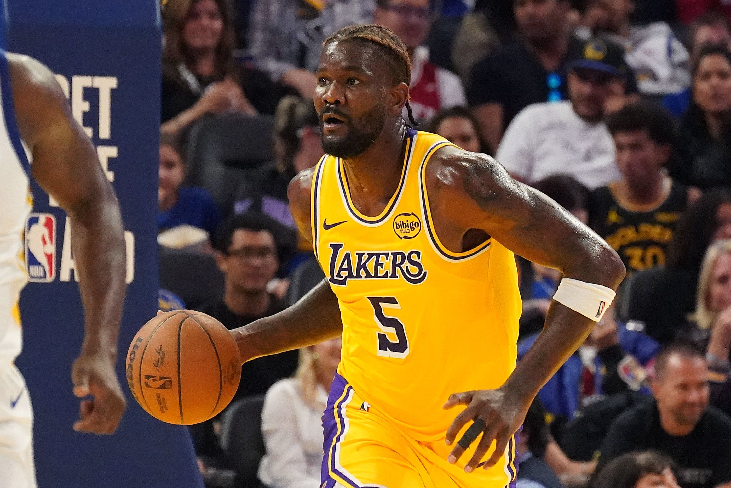 2797x1865 Lakers Announce Deandre Ayton News After Leaving Nuggets Game