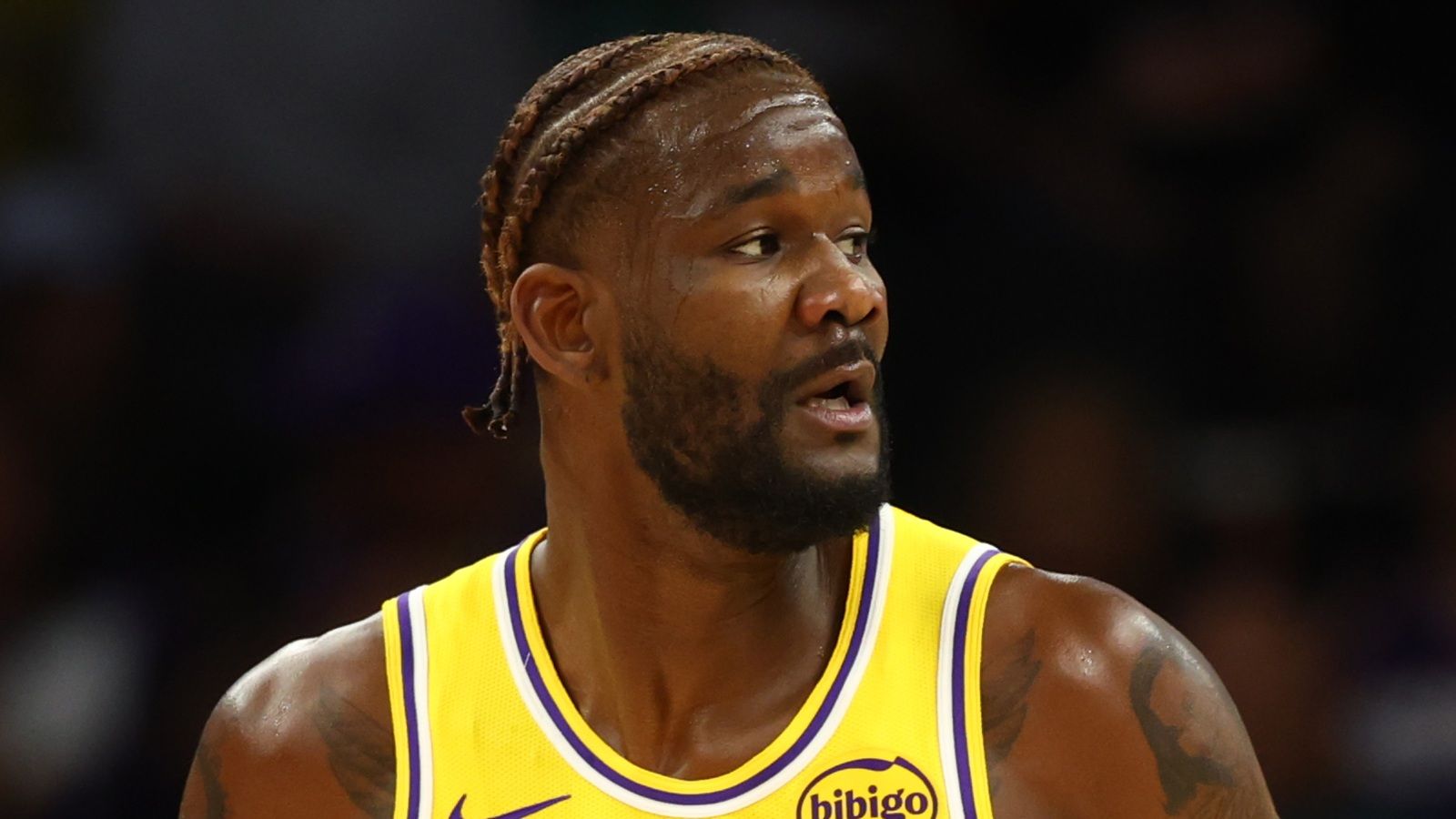 1600x900 Deandre Ayton Appears To Take Shot At Anthony Davis Before Lakers Mavericks Game