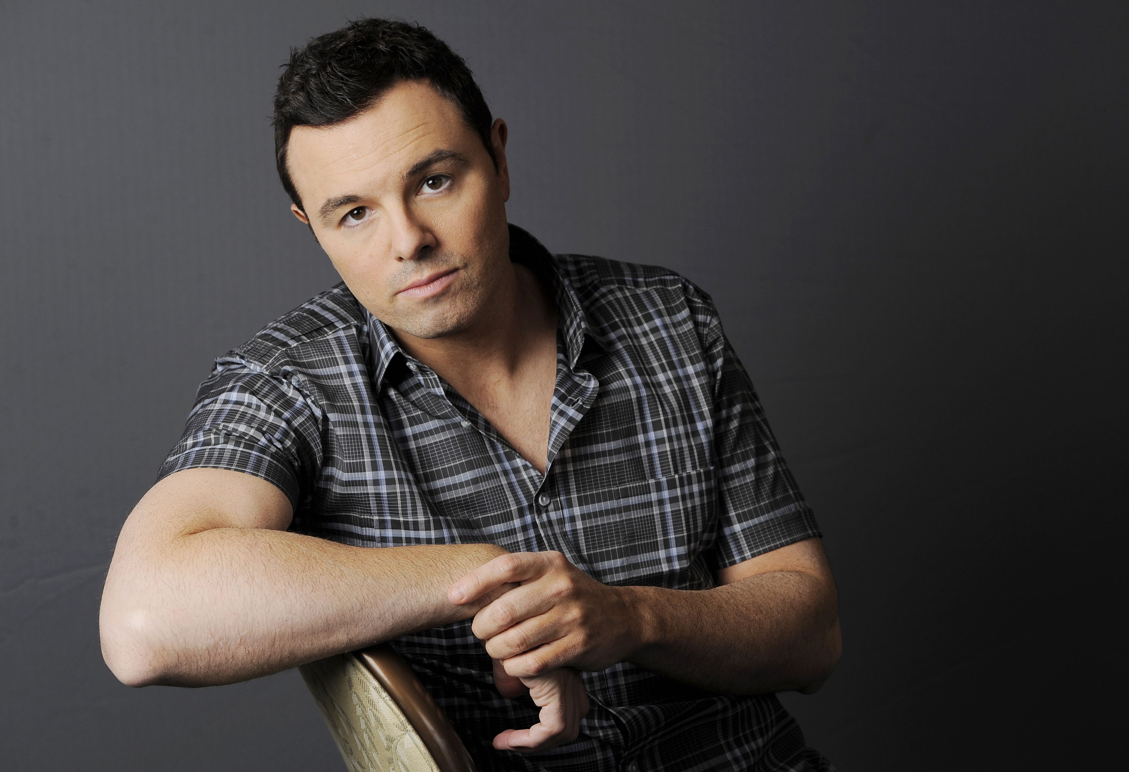 3922x2682 Seth MacFarlane Wallpaper