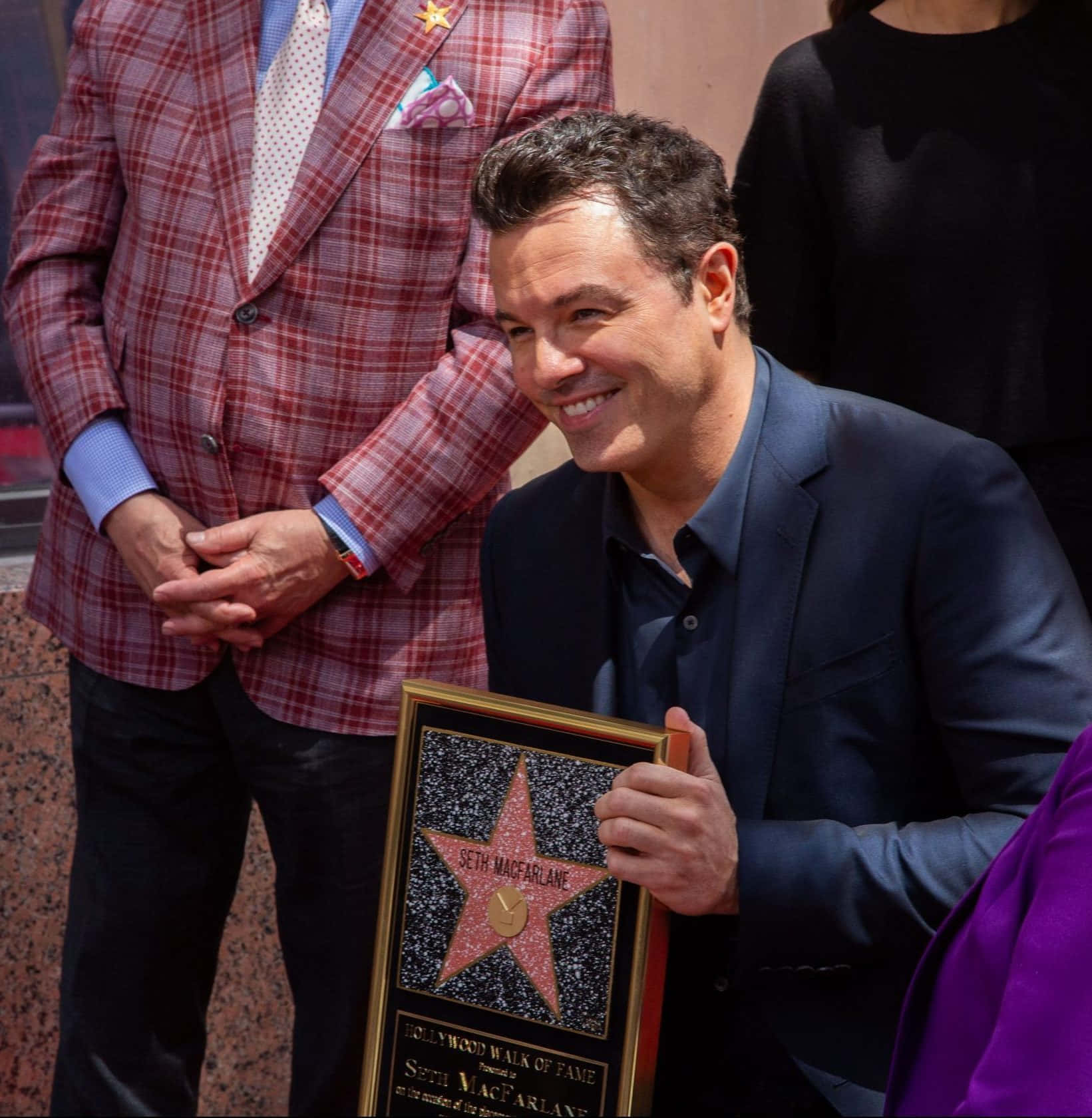 1641x1680 Seth Macfarlane HD Wallpaper (100++)
