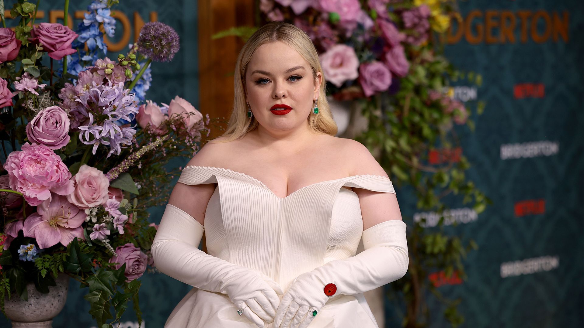 1920x1080 Nicola Coughlan: Please Stop Complimenting The Bridgerton Star For Looking Young