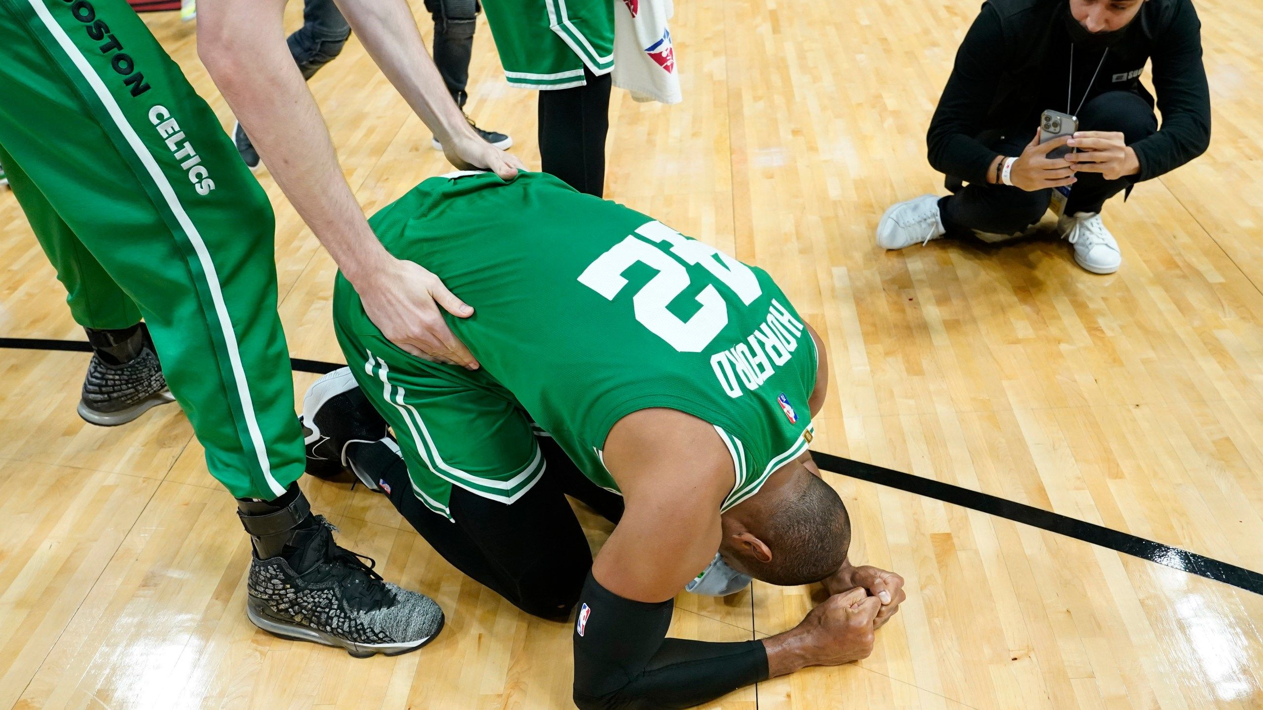 2560x1440 Al Horford's wait over, NBA Finals moment looms with Celtics