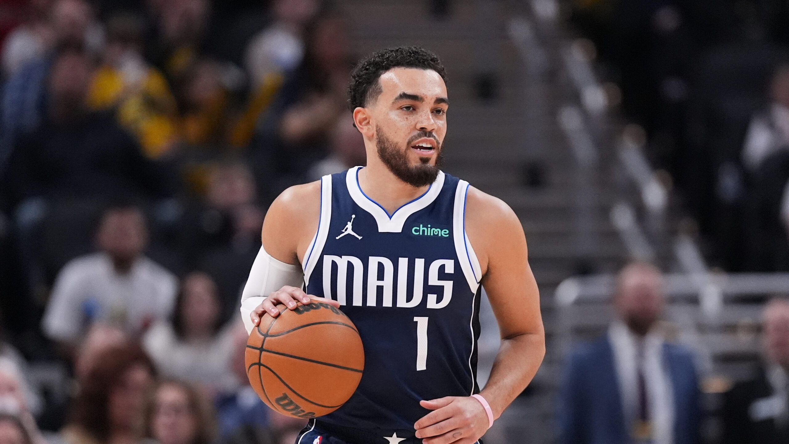 2560x1440 Denver Nuggets complete roster with veteran point guard