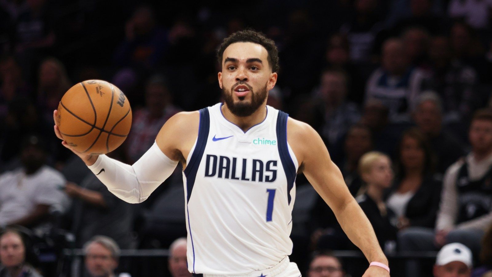 1600x900 Nuggets sign Tyus Jones for rest of season, source says