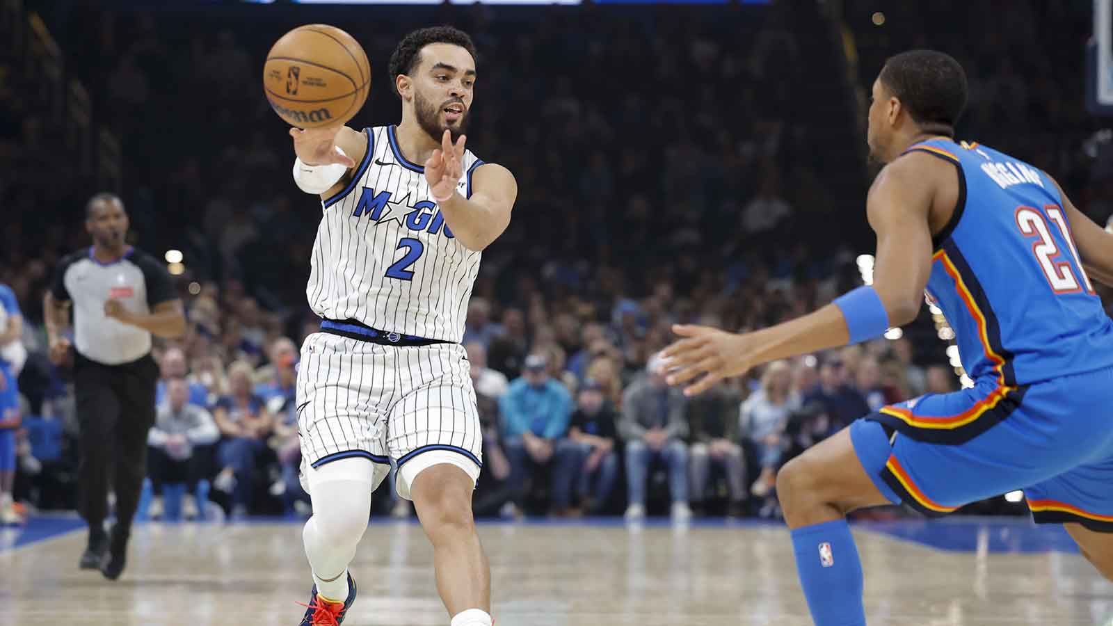 1600x900 Hornets news: Charlotte adds backcourt experience with trade for Magic's Tyus Jones