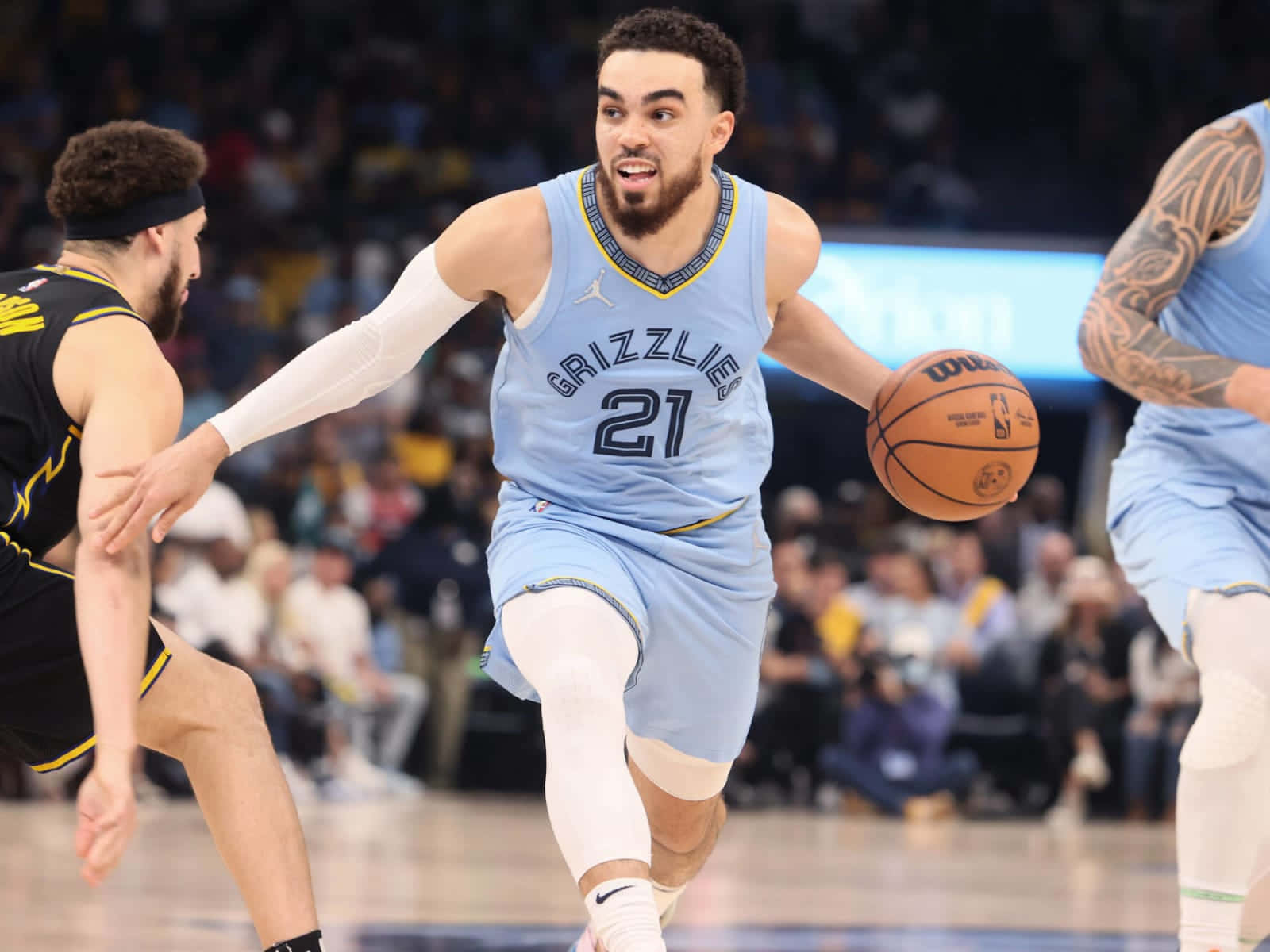 1600x1200 Tyus Jones Wallpaper