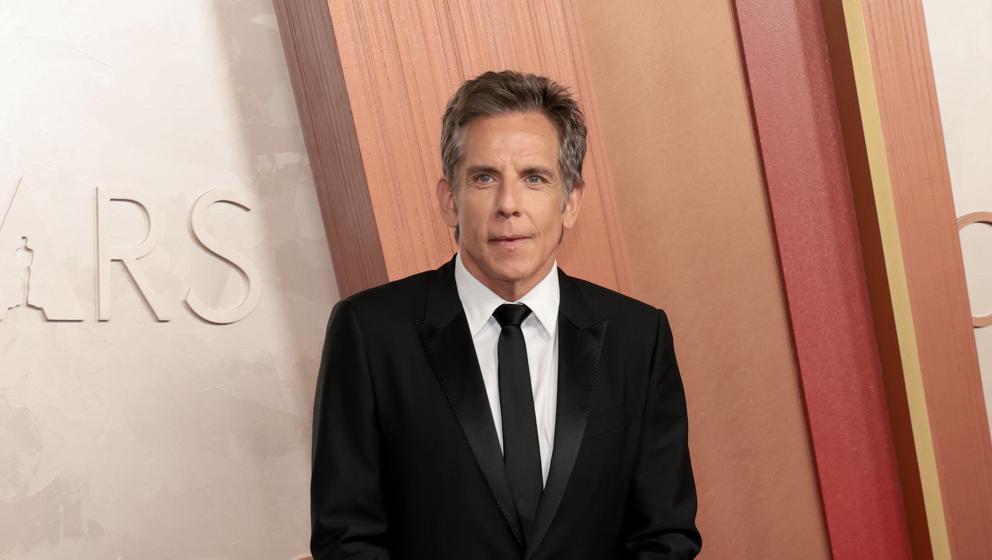 3333x1881 Oscars 2025: Ben Stiller distracted by Knicks victory despite presenting awards