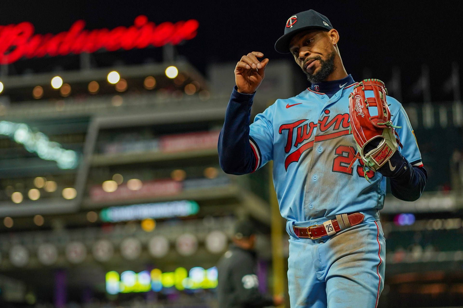 1920x1278 Download Byron Buxton In Light Blue Jersey Wallpaper