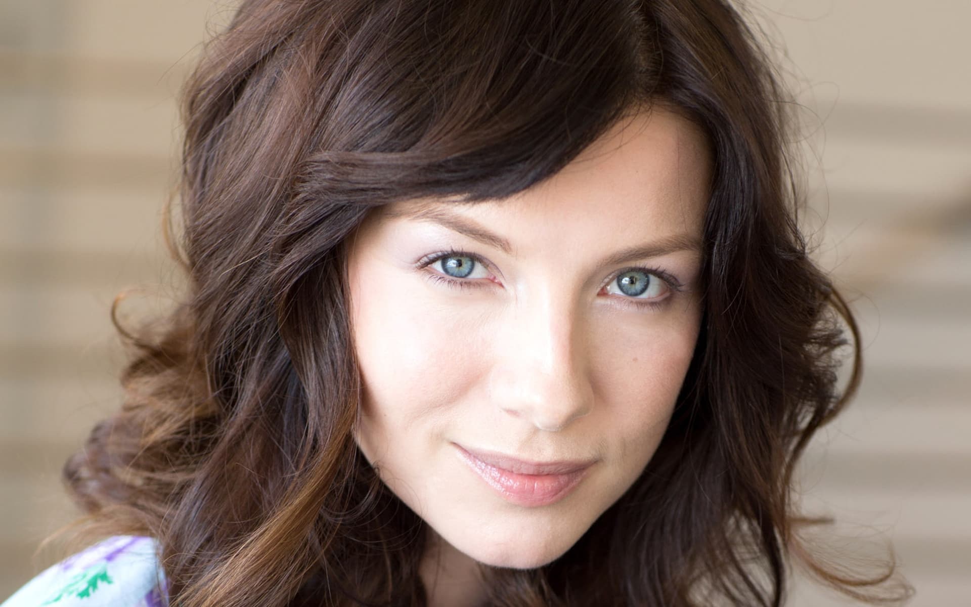 1920x1200 Caitriona Balfe Wallpaper