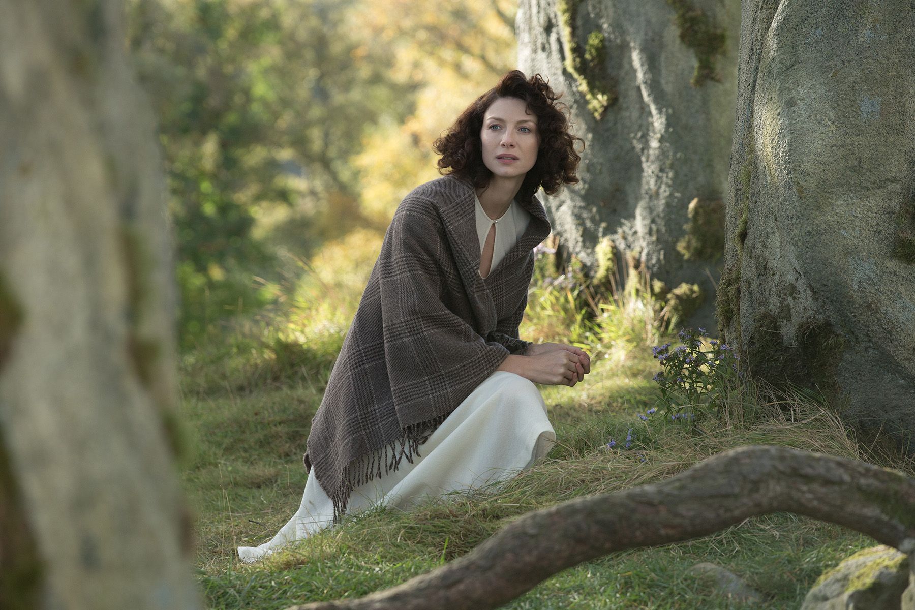 1800x1200 Starz's new series Outlander provides a world worth falling in love with