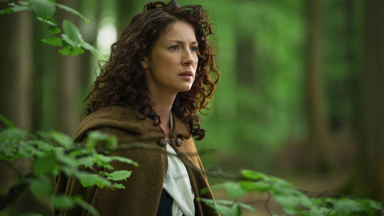 1600x900 Outlander Season 8: Claire's Powers Depart from Books, EP Teases