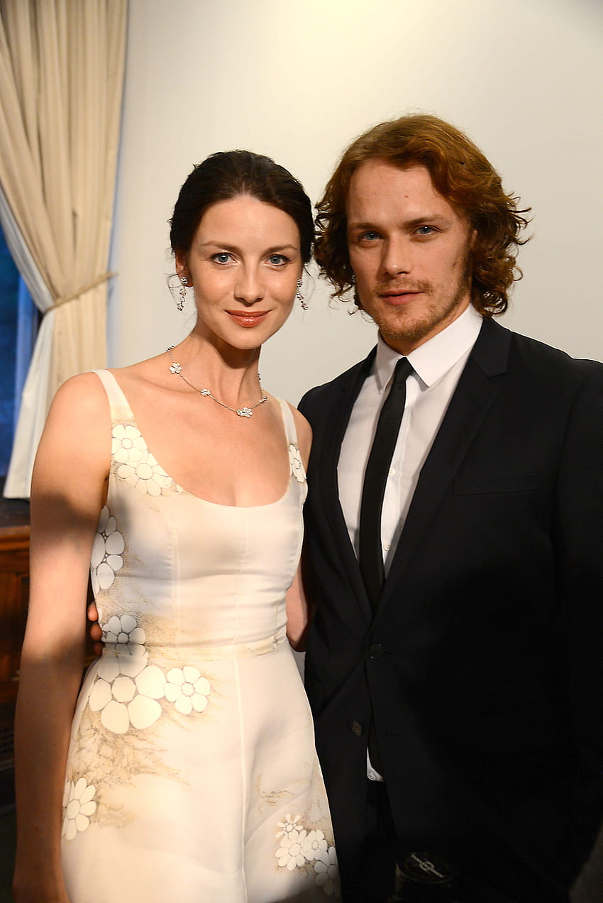 850x1272 Old New Pic Of Caitriona Balfe & Sam Heughan At The NYC Screening Of Outlander HD Phone Wallpaper