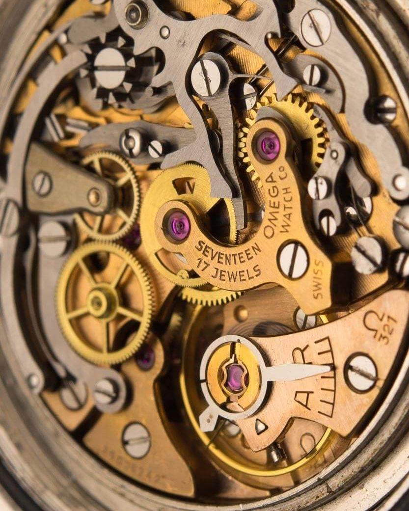 833x1041 Post custom watch faces for Apple Watch [Merged]