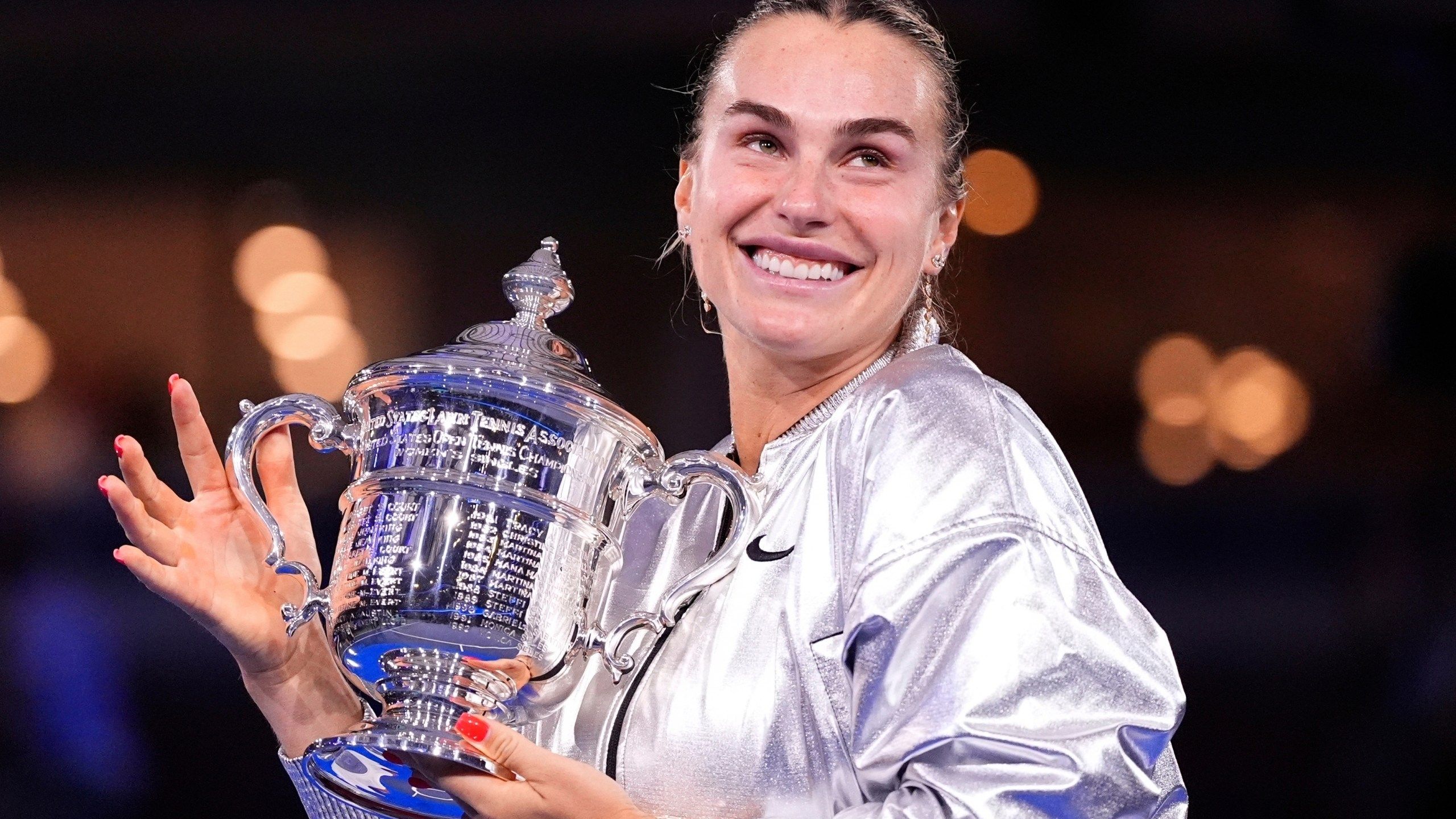 2560x1440 Aryna Sabalenka is the WTA Player of the Year again. Amanda Anisimova earns Comeback Player honors