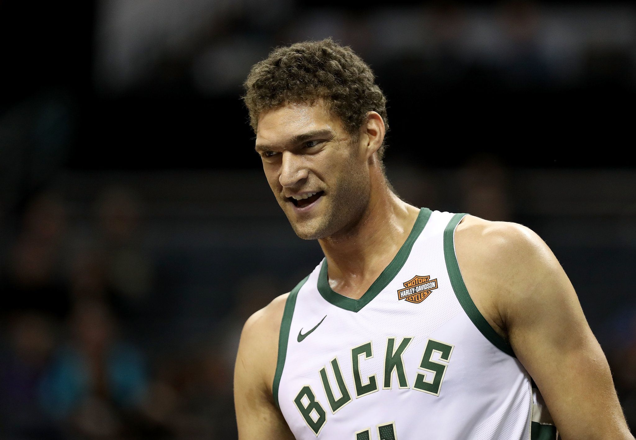 2048x1417 Unwanted in L.A., Brook Lopez Became Milwaukee's 'Splash Mountain'