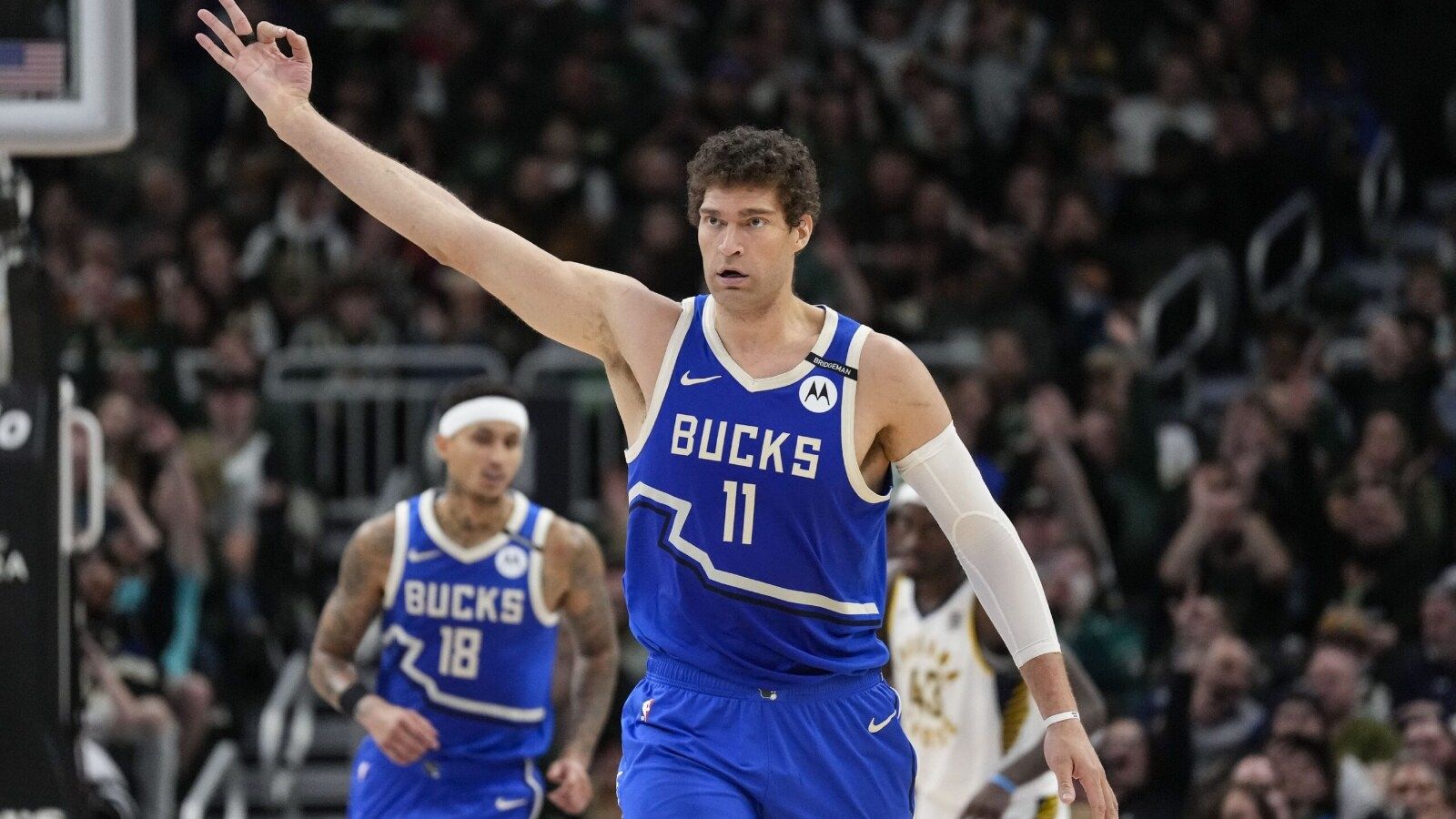 1600x900 From Awful To Awesome: Brook Lopez Sees Milwaukee Bucks' Championship Calibre In New Look Clippers