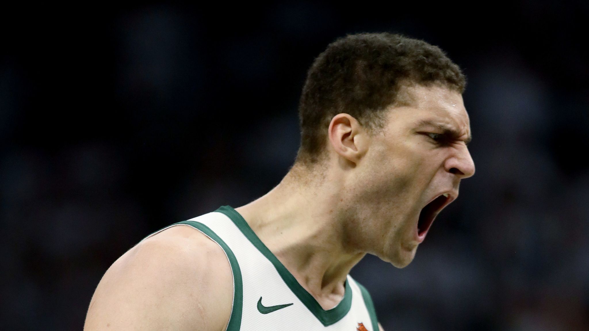 2048x1152 Brook Lopez scores 29 points as Milwaukee Bucks beat Toronto Raptors in Game 1 of Eastern Conference Finals