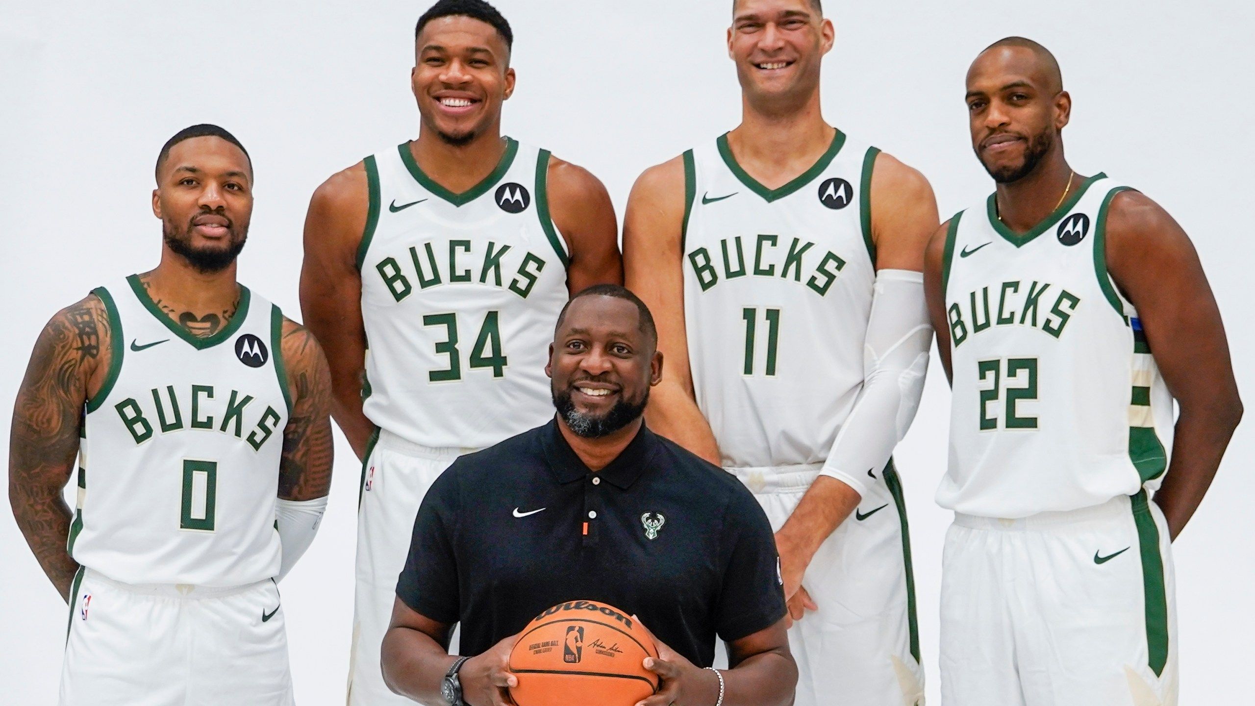 2560x1440 Damian Lillard says he can help the Bucks on defense while embracing championship expectations. FOX 5 San Diego & KUSI News