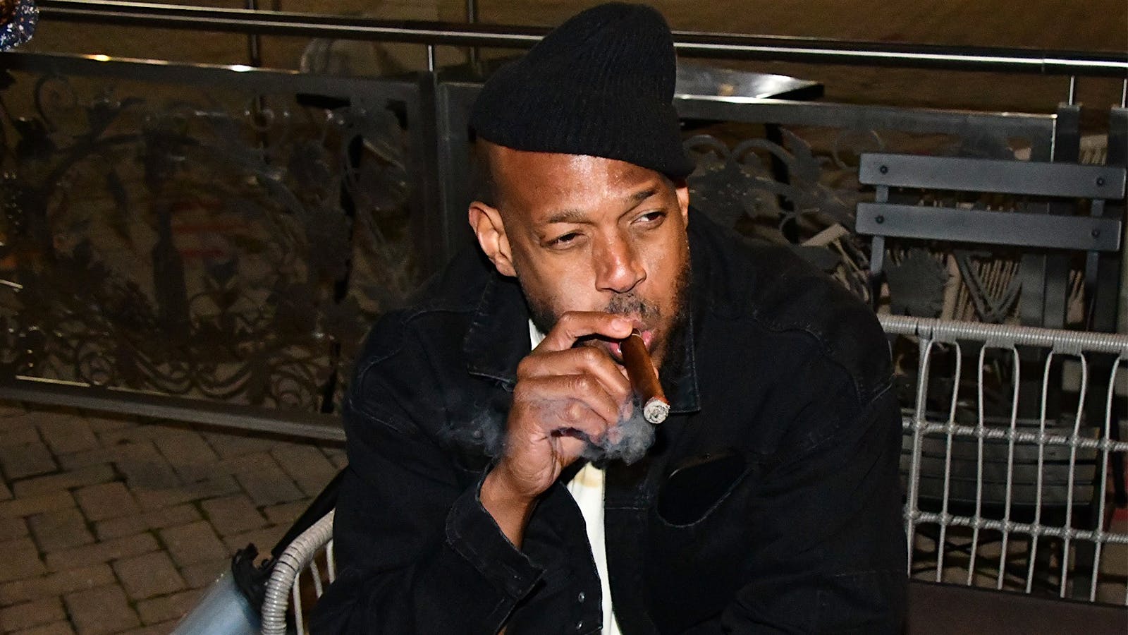 1600x900 Marlon Wayans Launches Liga Tridente Cigar Line