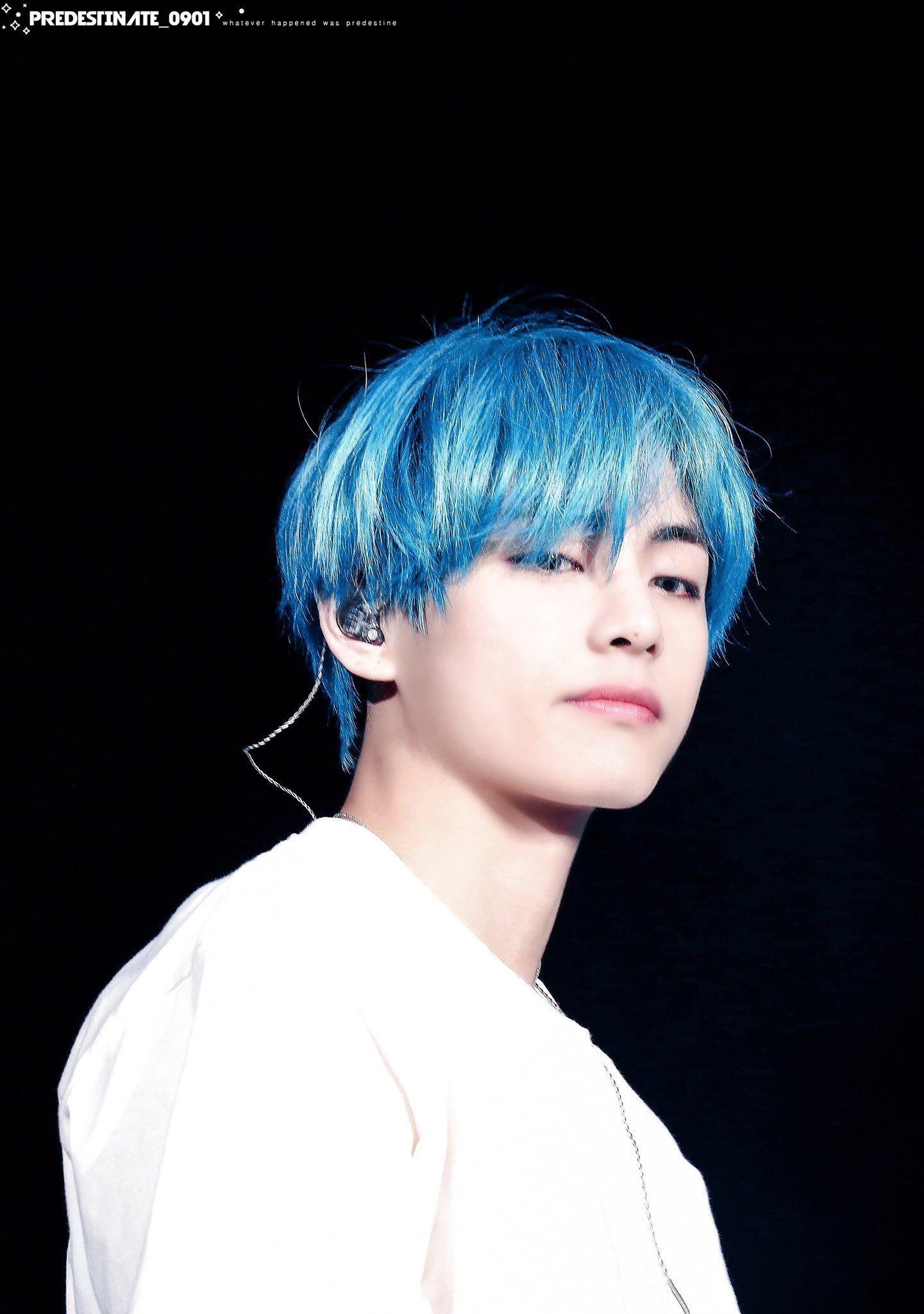Taehyung Blue Hair Wallpapers - Top Free Taehyung Blue Hair Backgrounds -  WallpaperAccess