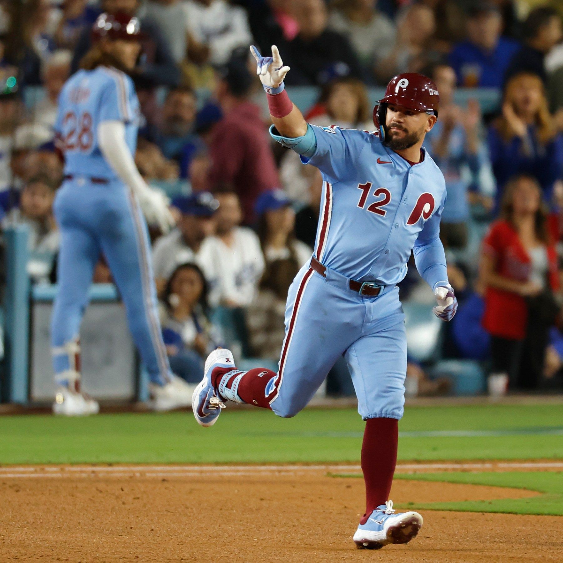 1800x1800 Kyle Schwarber returning to Philadelphia Phillies on $150M deal