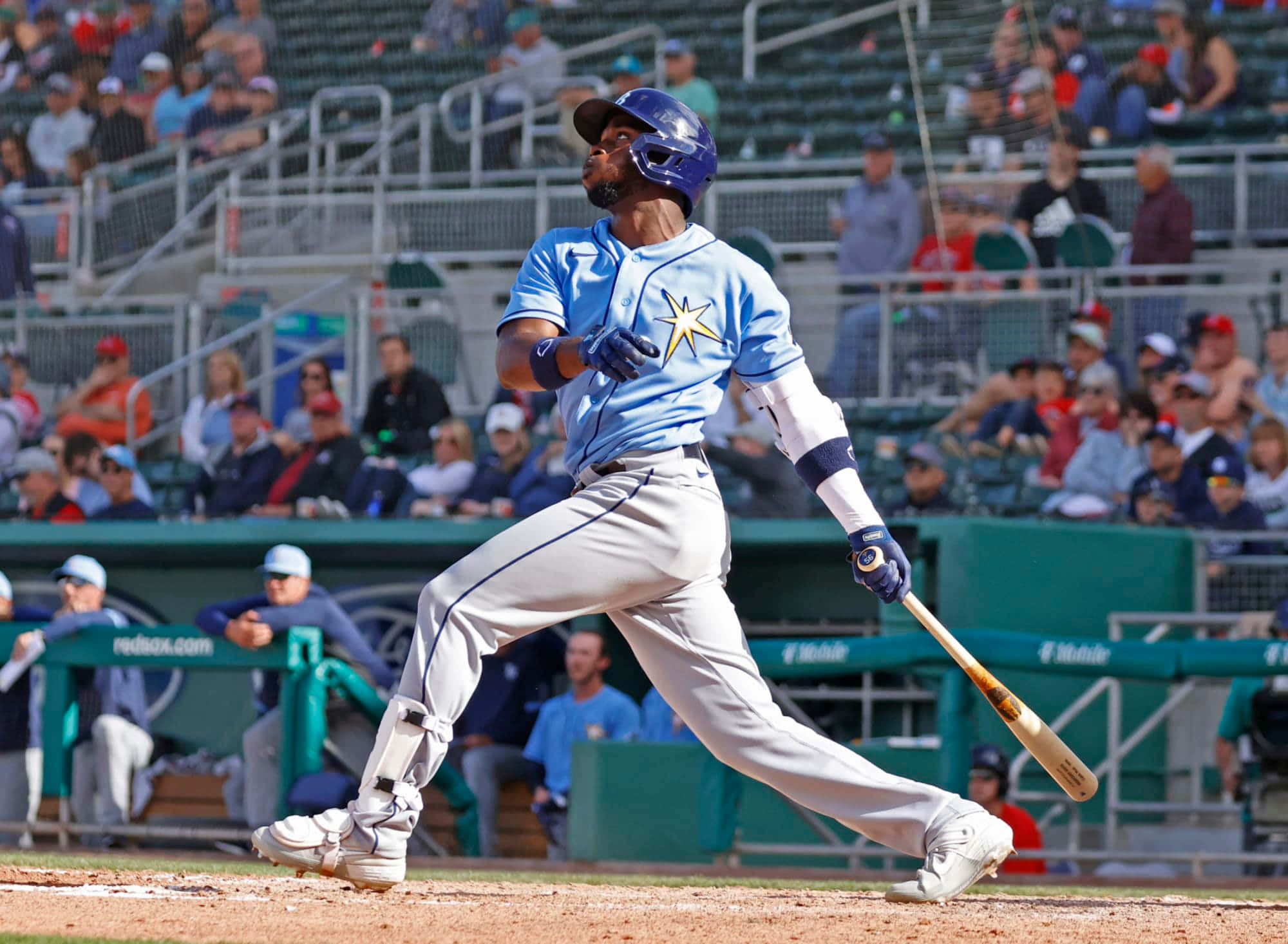 2000x1466 Download Caption: Randy Arozarena In Action During A Baseball Game Wallpaper
