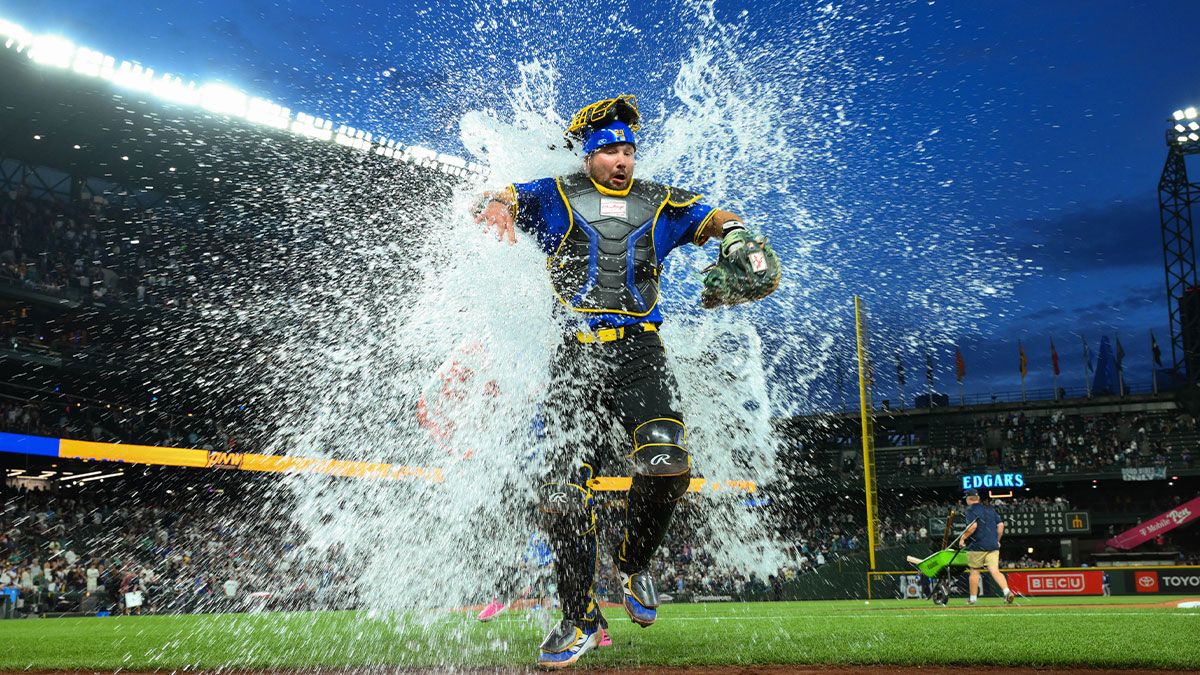 1200x675 Mariners news: Cal Raleigh blasts 43rd homer to give Seattle comeback win over Rays
