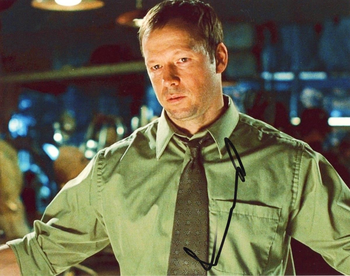 1200x949 DONNIE WAHLBERG Authentic Hand Signed SAW 2 8x10 Photo