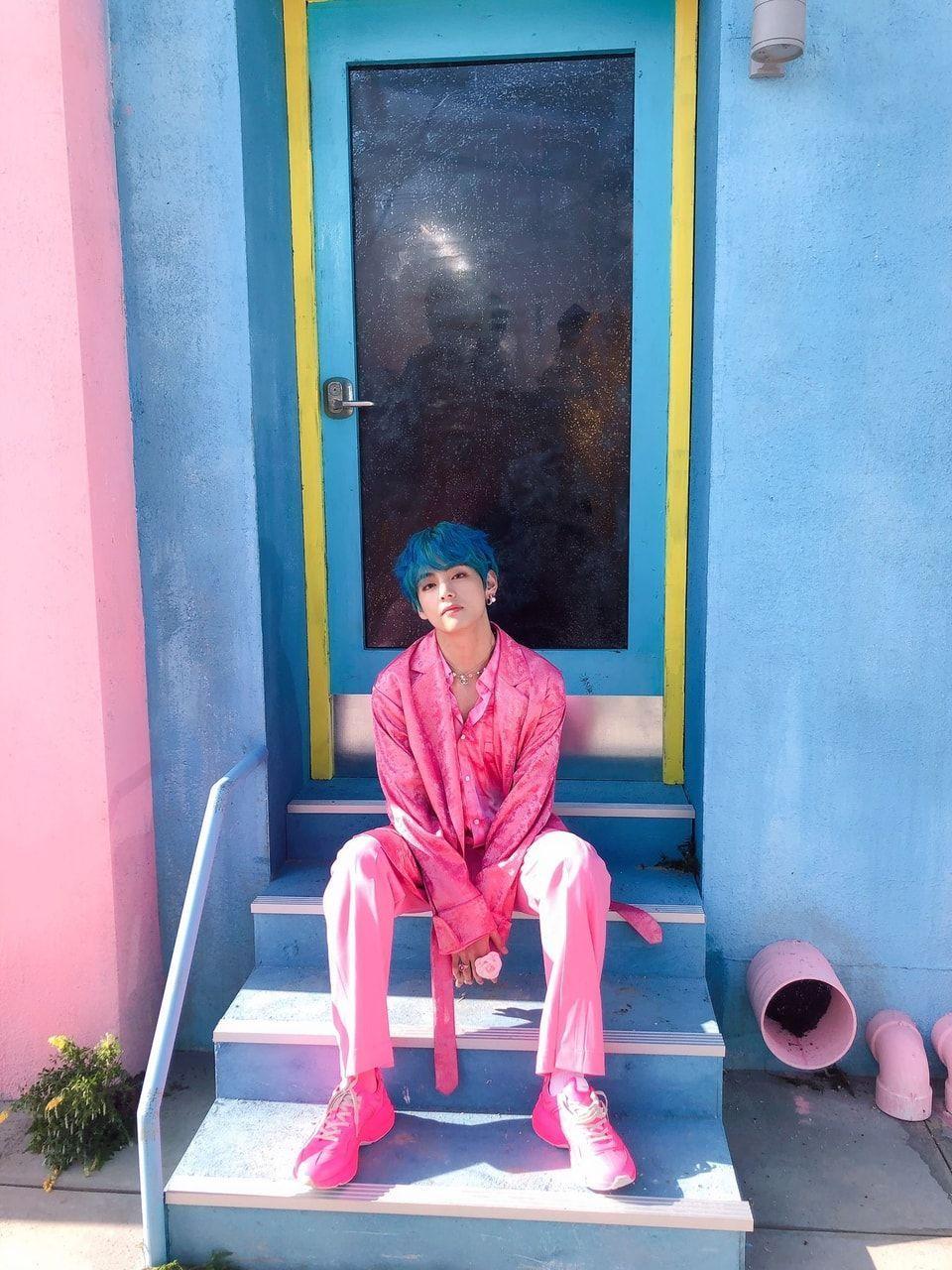 960x1280 image About ☾ Taehyung Blue Mint Hair ☽
