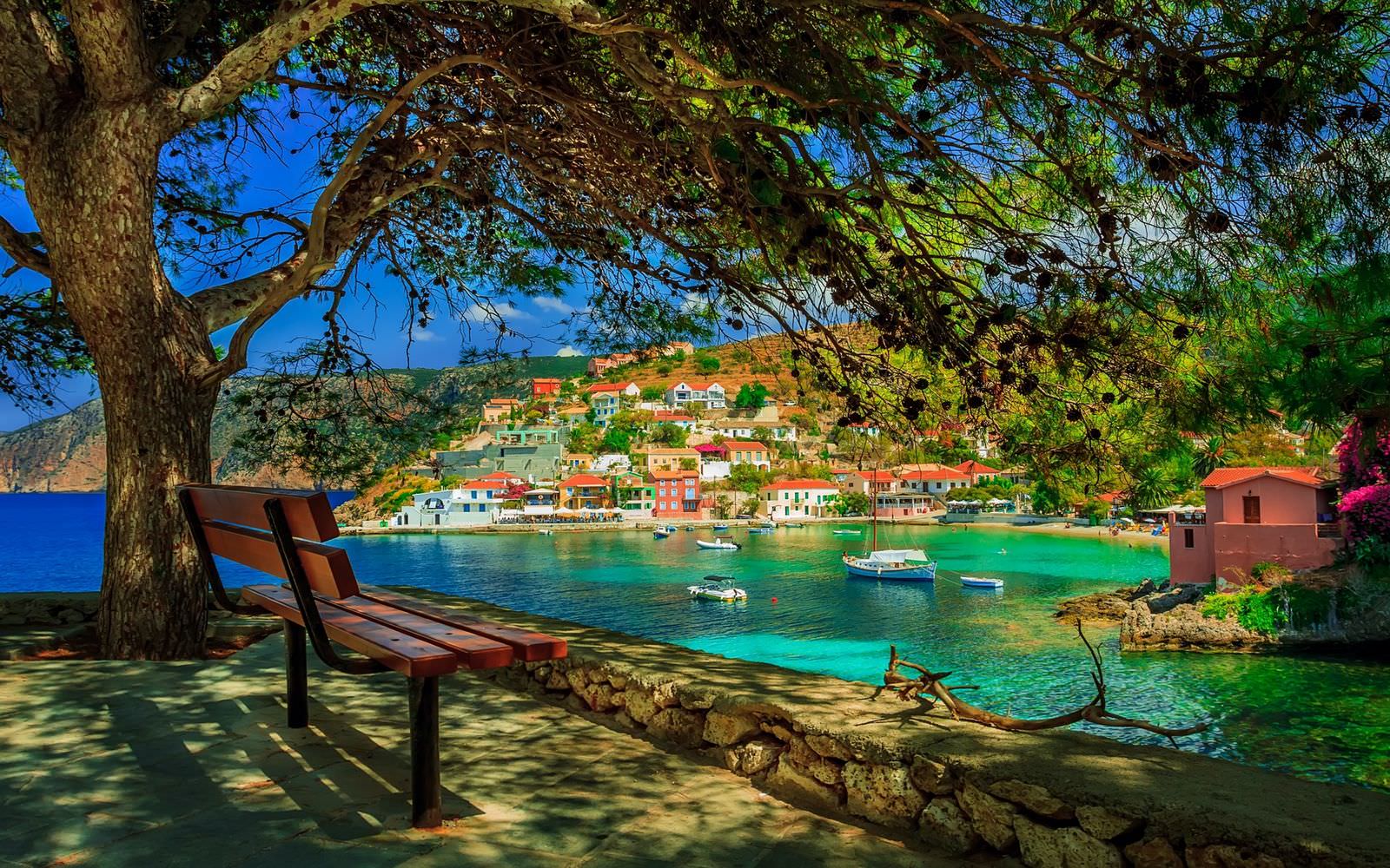 1600x1000 Quick Guide to selected Greek Islands
