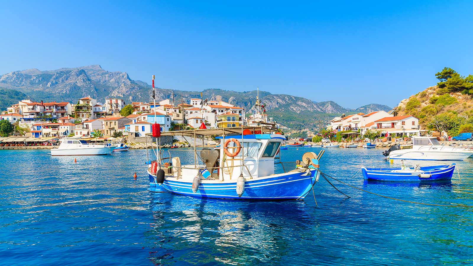 1600x900 Island Hopping: Here Are Some of the Most Beautiful Greek Islands You Need to See