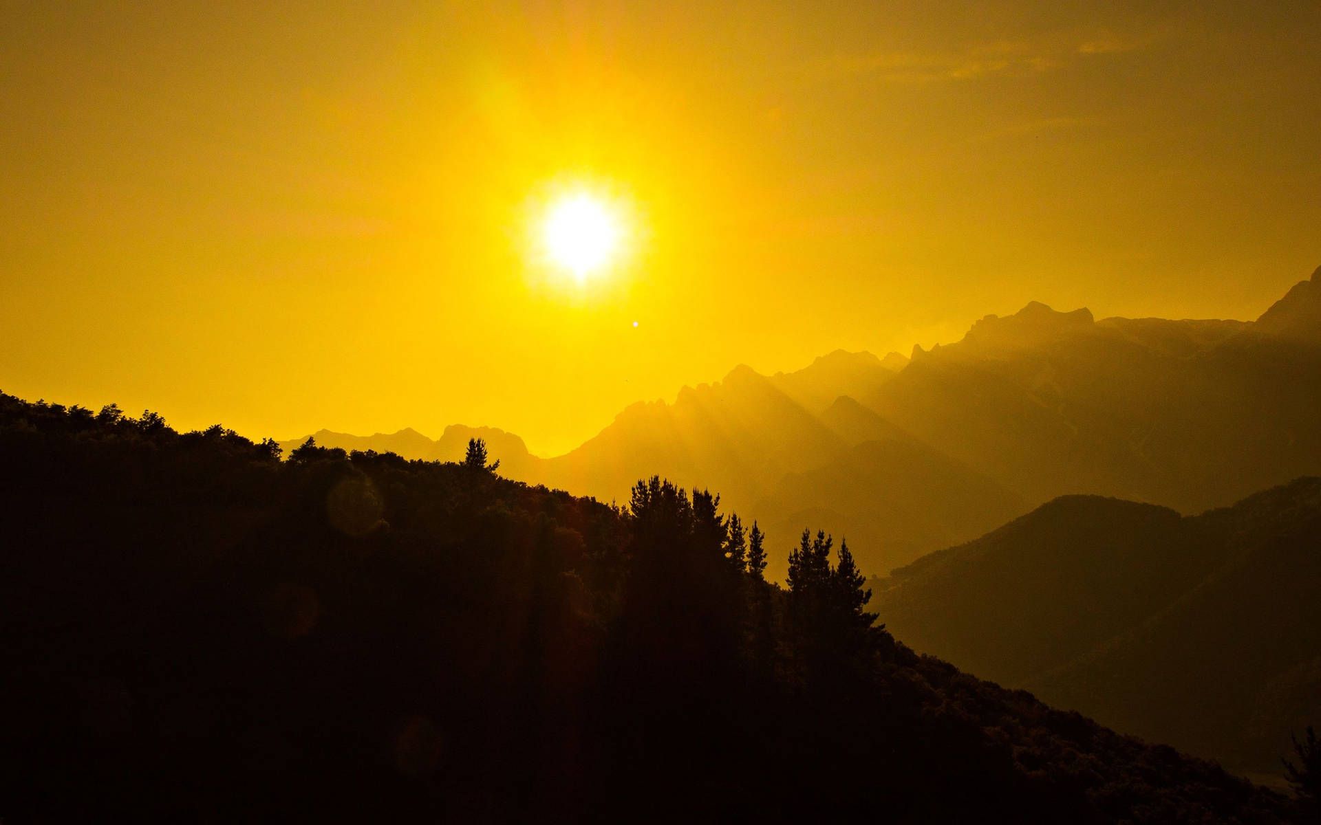 1920x1200 Sun Wallpaper