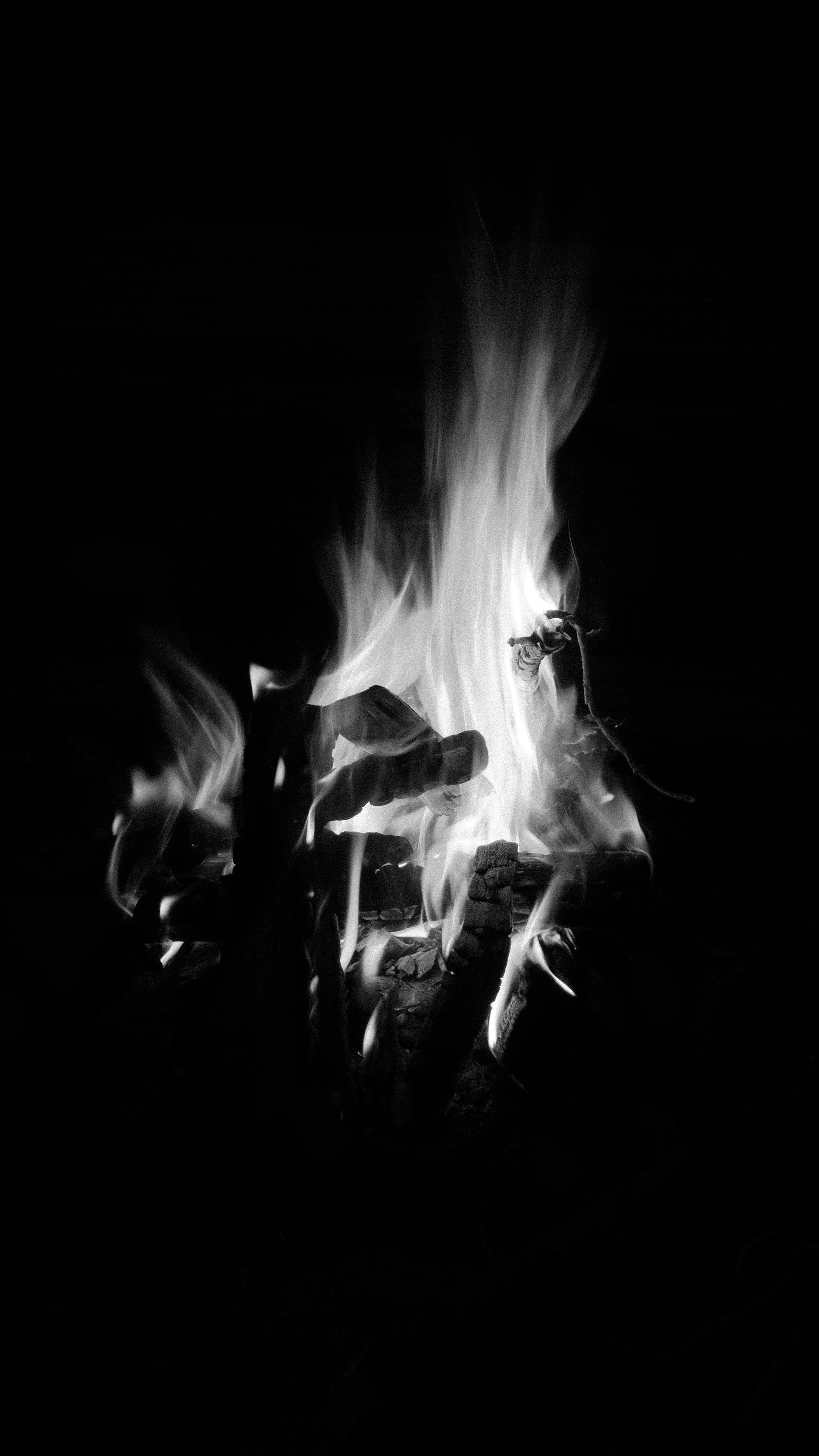 2319x4123 A Burning Wood in Grayscale Photography · Free