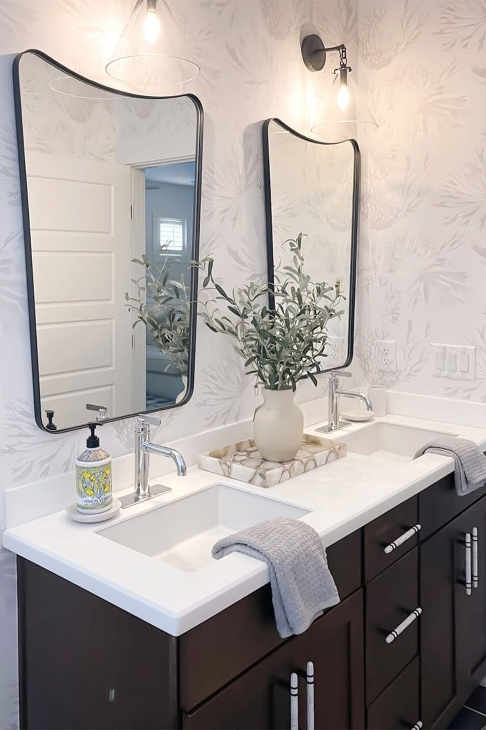 1000x1500 Modern Vibes: Simple White Coastal Bathroom Ideas