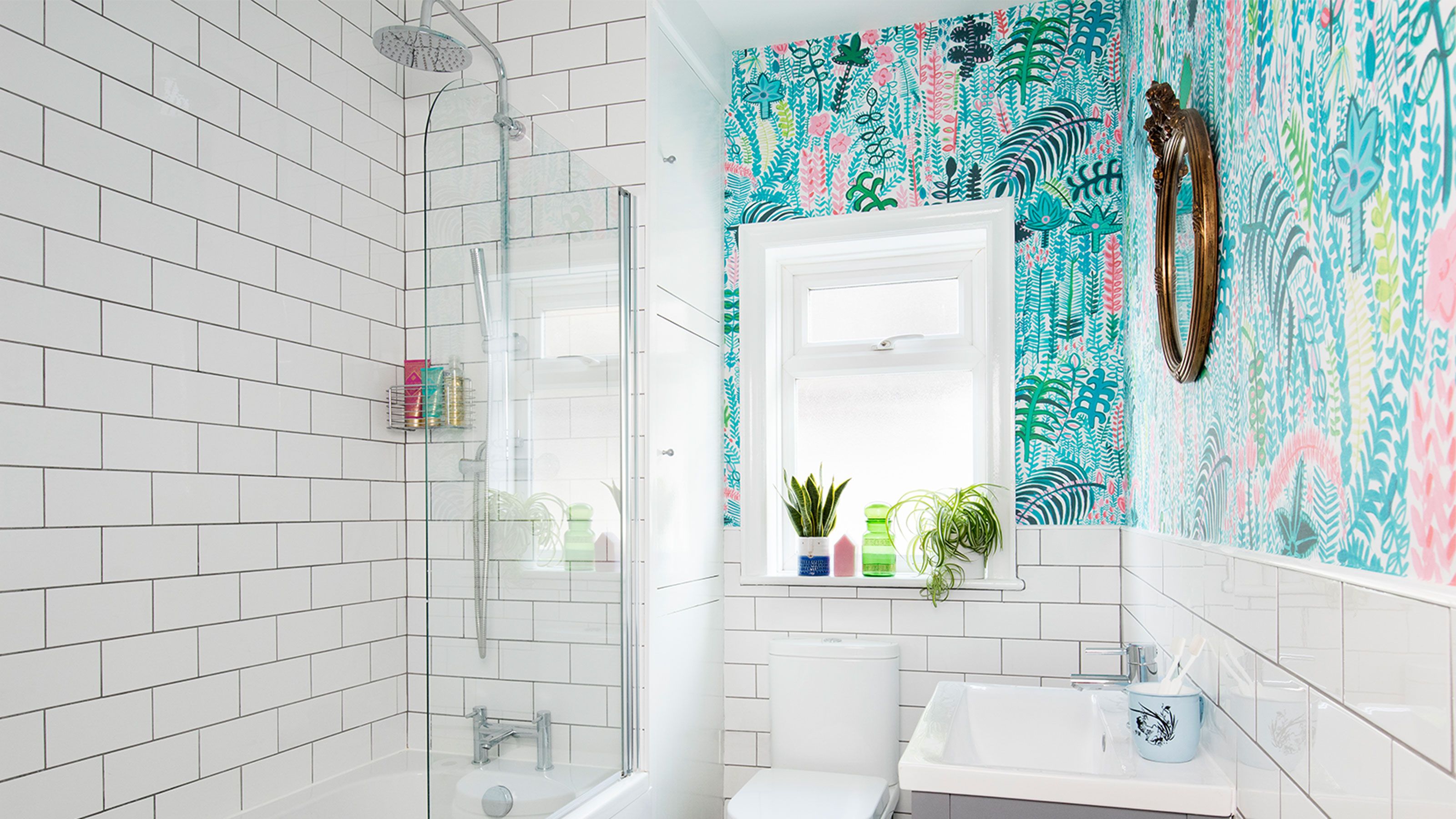 3200x1800 Bathroom wallpaper ideas to add colour and style to a space