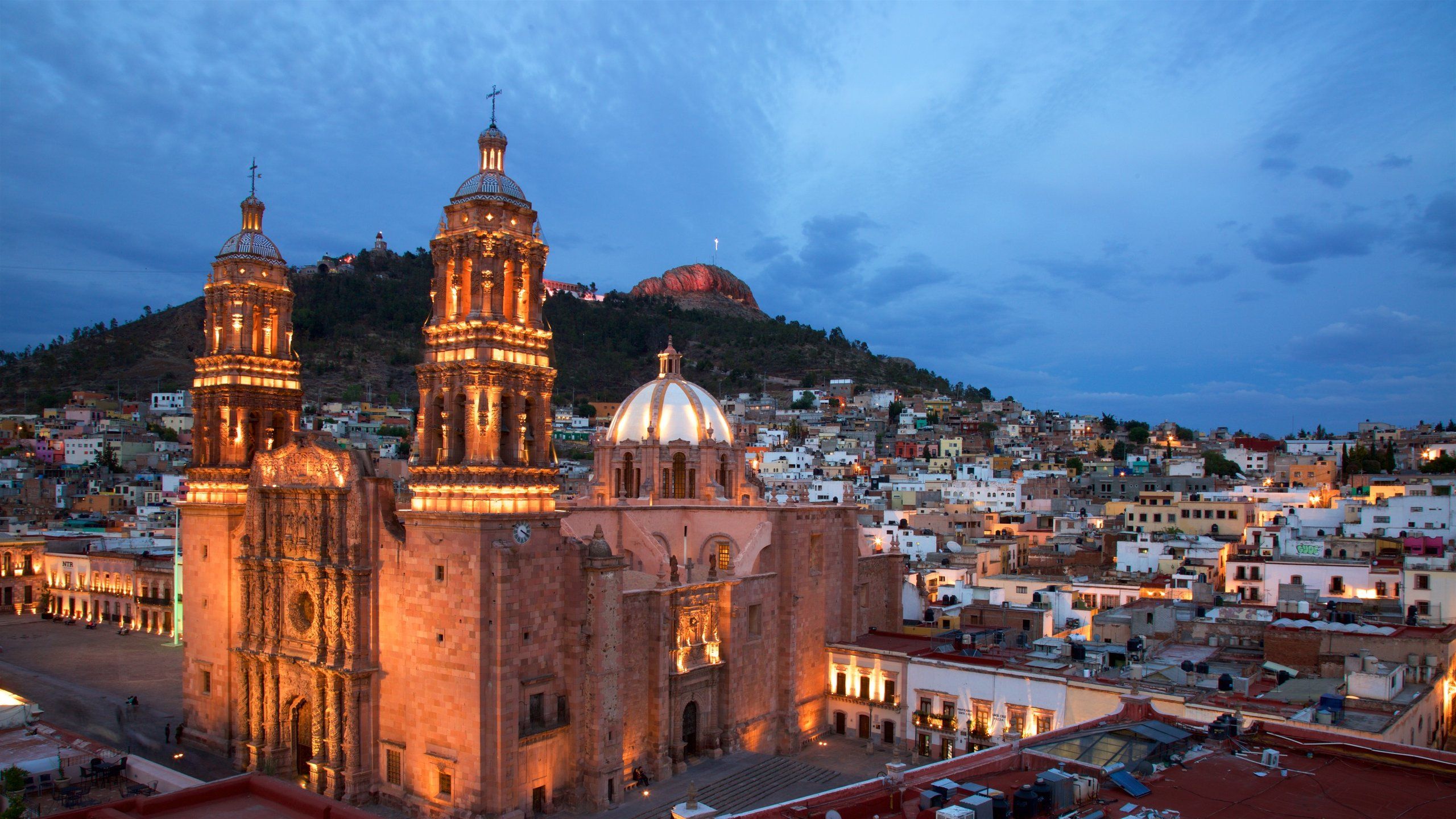 2560x1440 Zacatecas Wallpaper