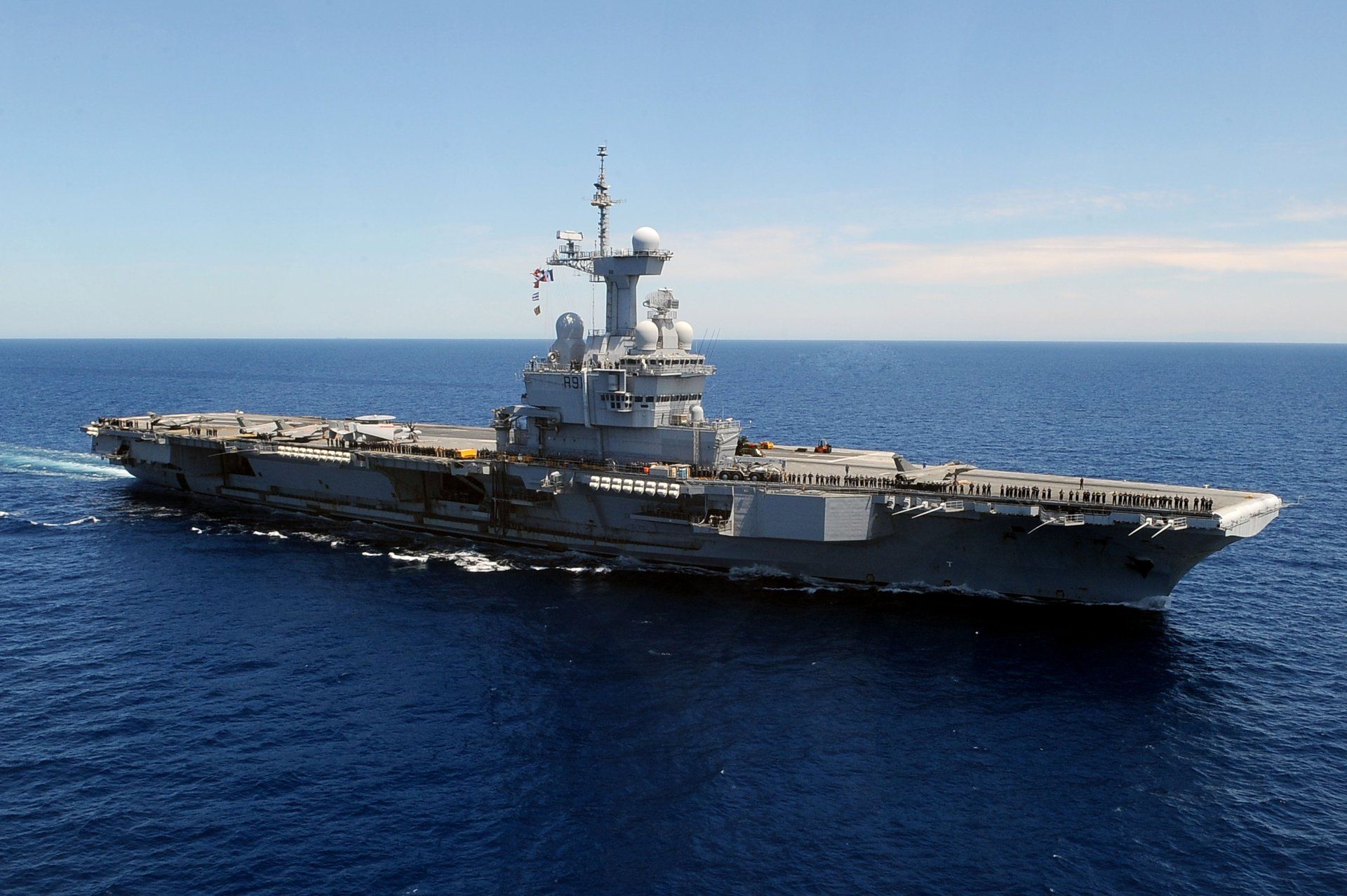 1920x1278 Charles de Gaulle (R91)