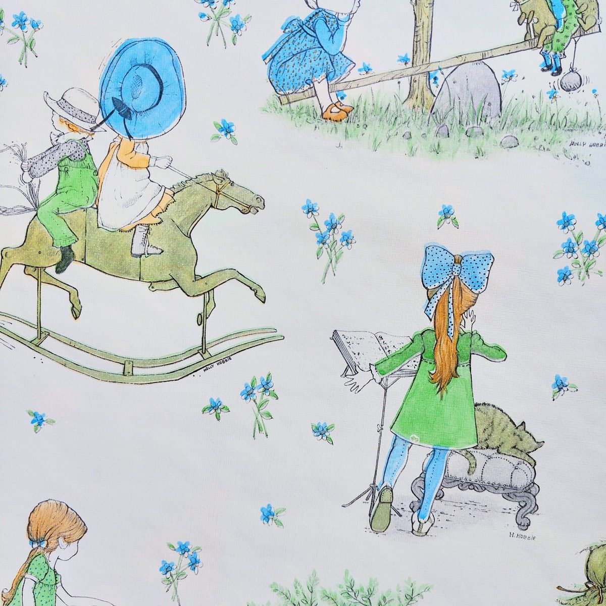 1200x1200 Vintage Holly Hobbie 1970s Vinyl Wallpaper Roll 200 X 24 American Greeetings
