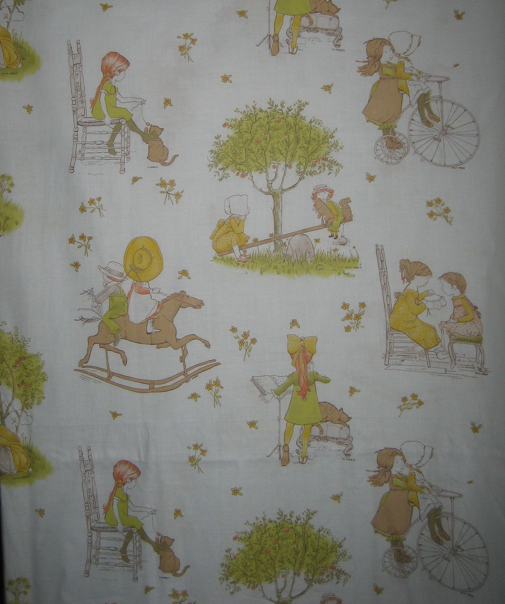 1662x1986 Holly Hobbie Fabric, 1970's, Extremely Rare Polycotton, Slight Sheen ( 26 Inches X 44 Inches )