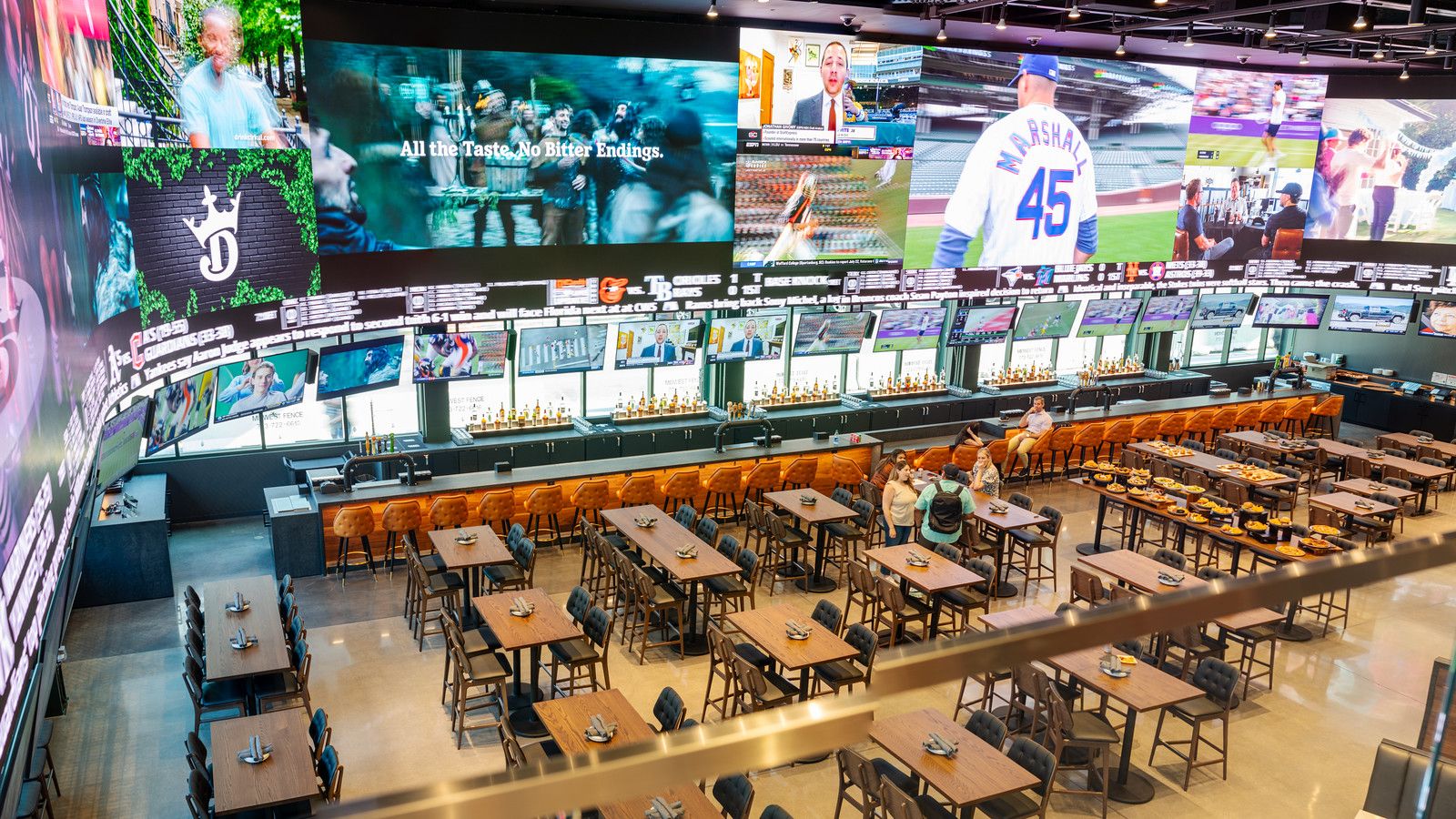 1600x900 Catch Every Play at DraftKings Sportsbook at Wrigley Field