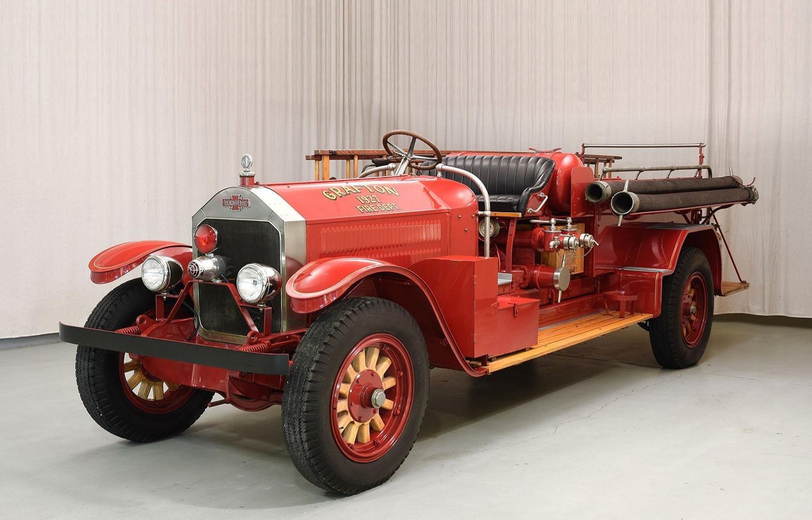1600x1024 Fire Truck wallpaper HD for desktop background